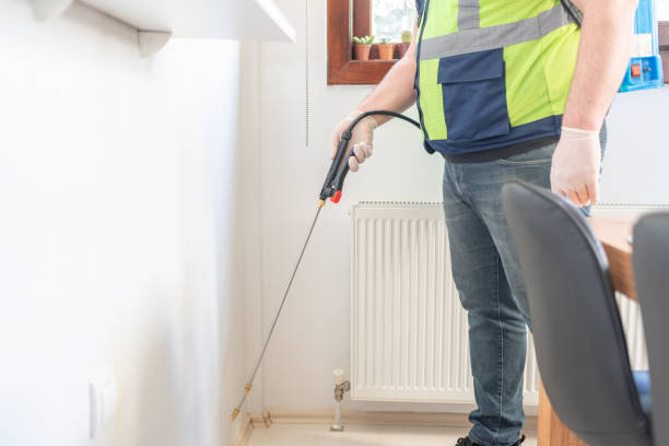 Best Exterminator Services  in Cotter, AR